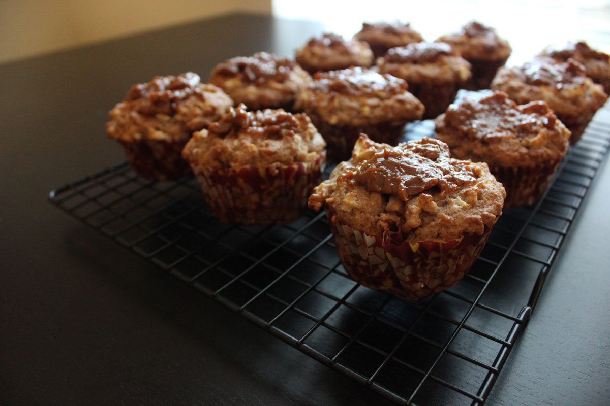 Dulce de Leche Apple Muffins